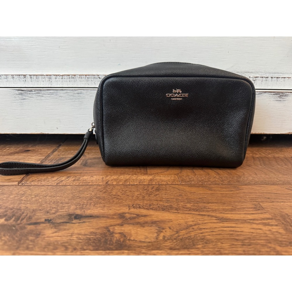 Coach Crossgrain Black Cosmetic Case Silver Hardware Wrist Strap